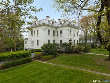 148 North , Litchfield, CT 06759