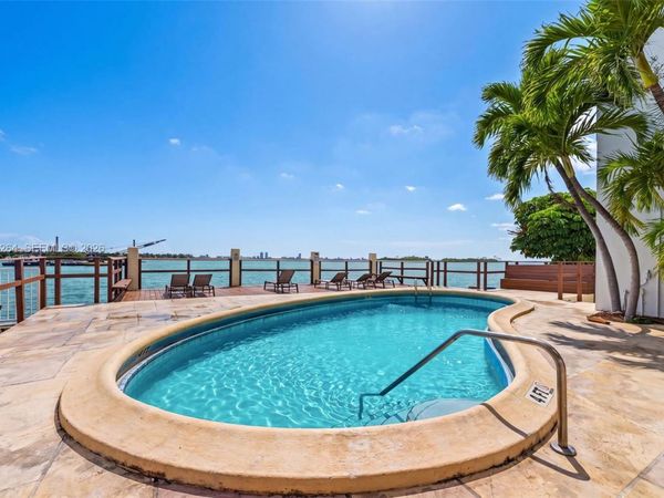7845 NE Bayshore Ct , Unit 16, Miami, FL 33138