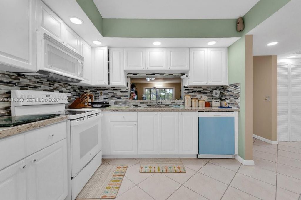 1101 SW 128th Ter, Unit 309C, Pembroke Pines, FL 33027 Photo