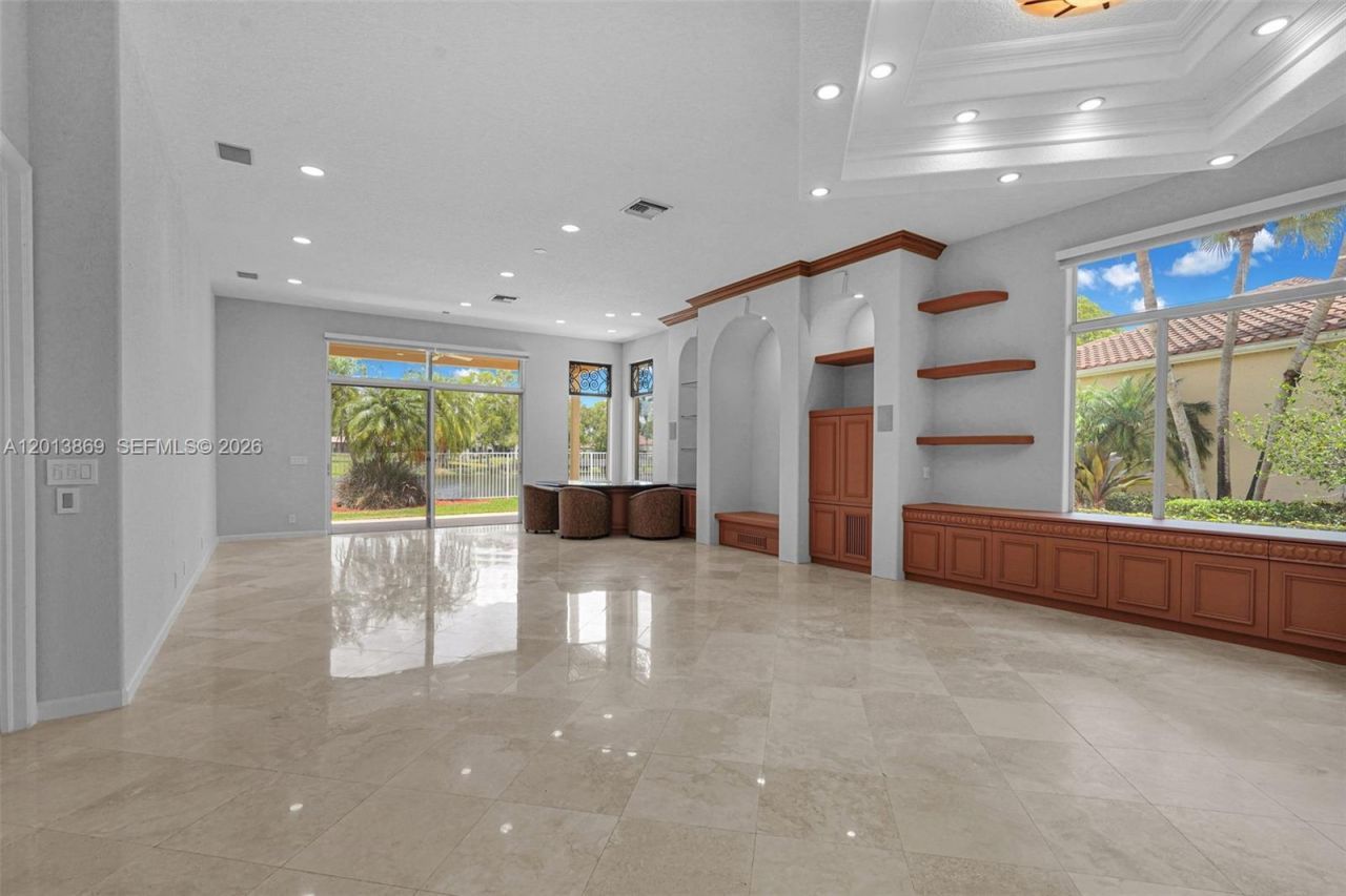 2456 Bay Isle Court, Weston, FL 33327 Photo
