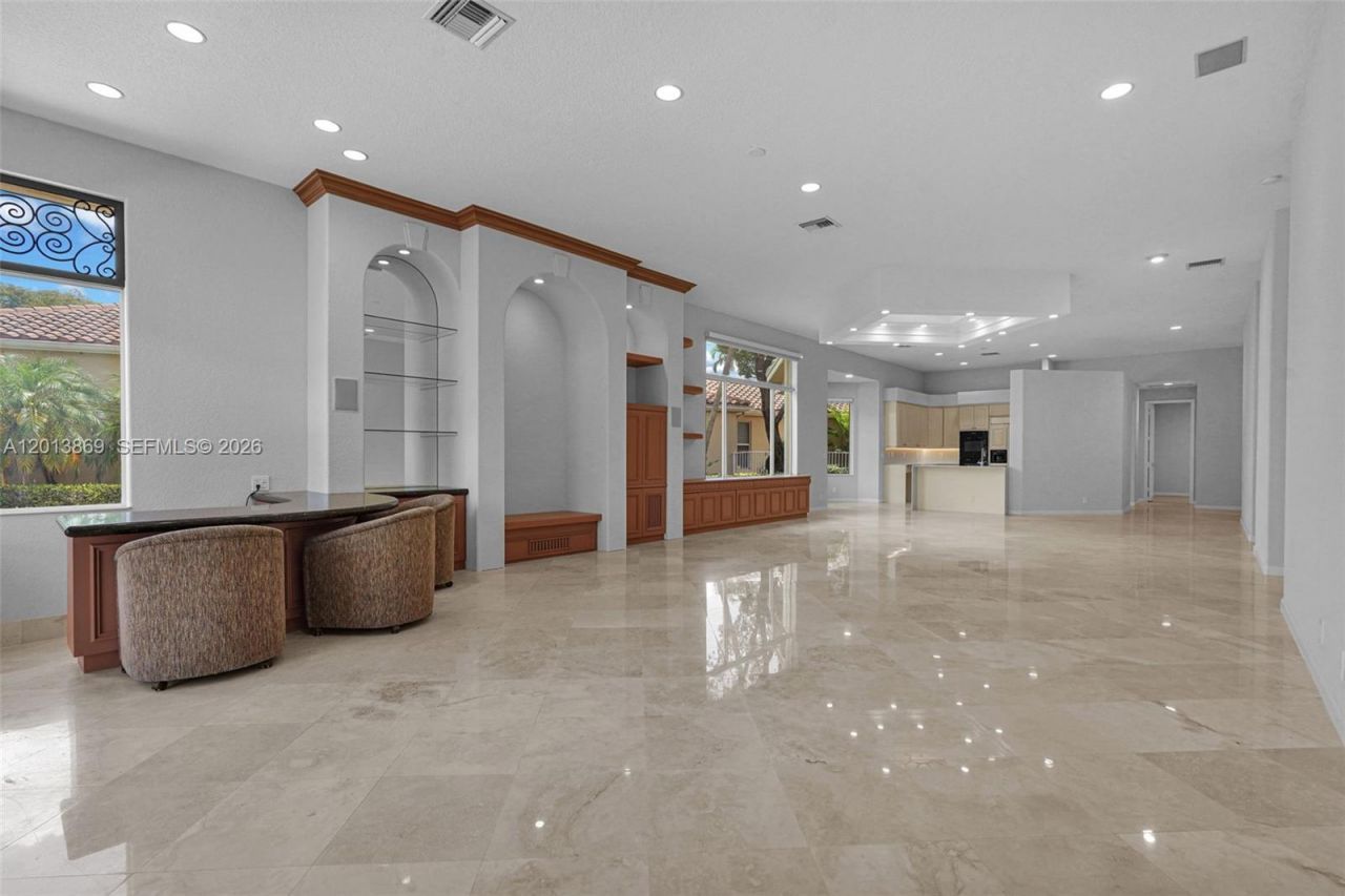 2456 Bay Isle Court, Weston, FL 33327 Photo