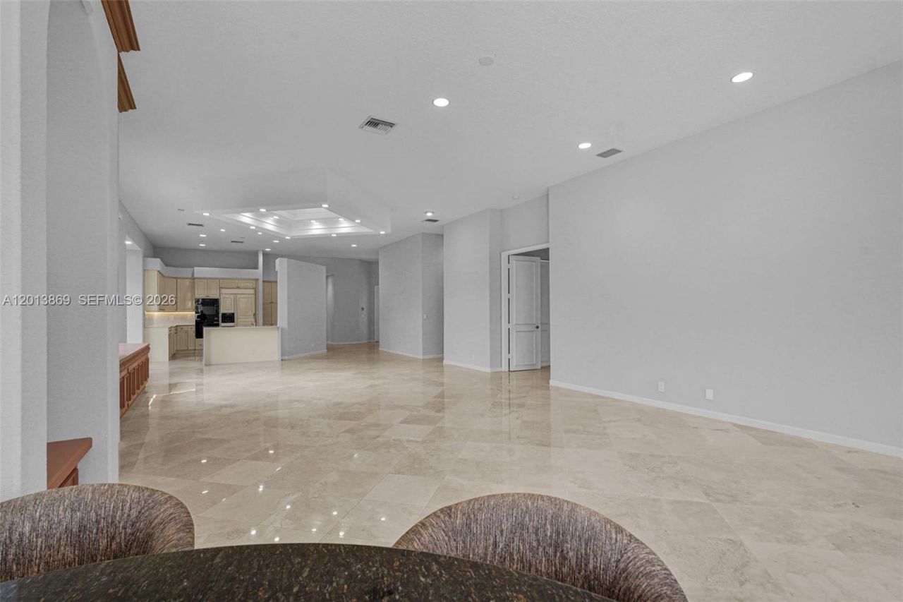 2456 Bay Isle Court, Weston, FL 33327 Photo