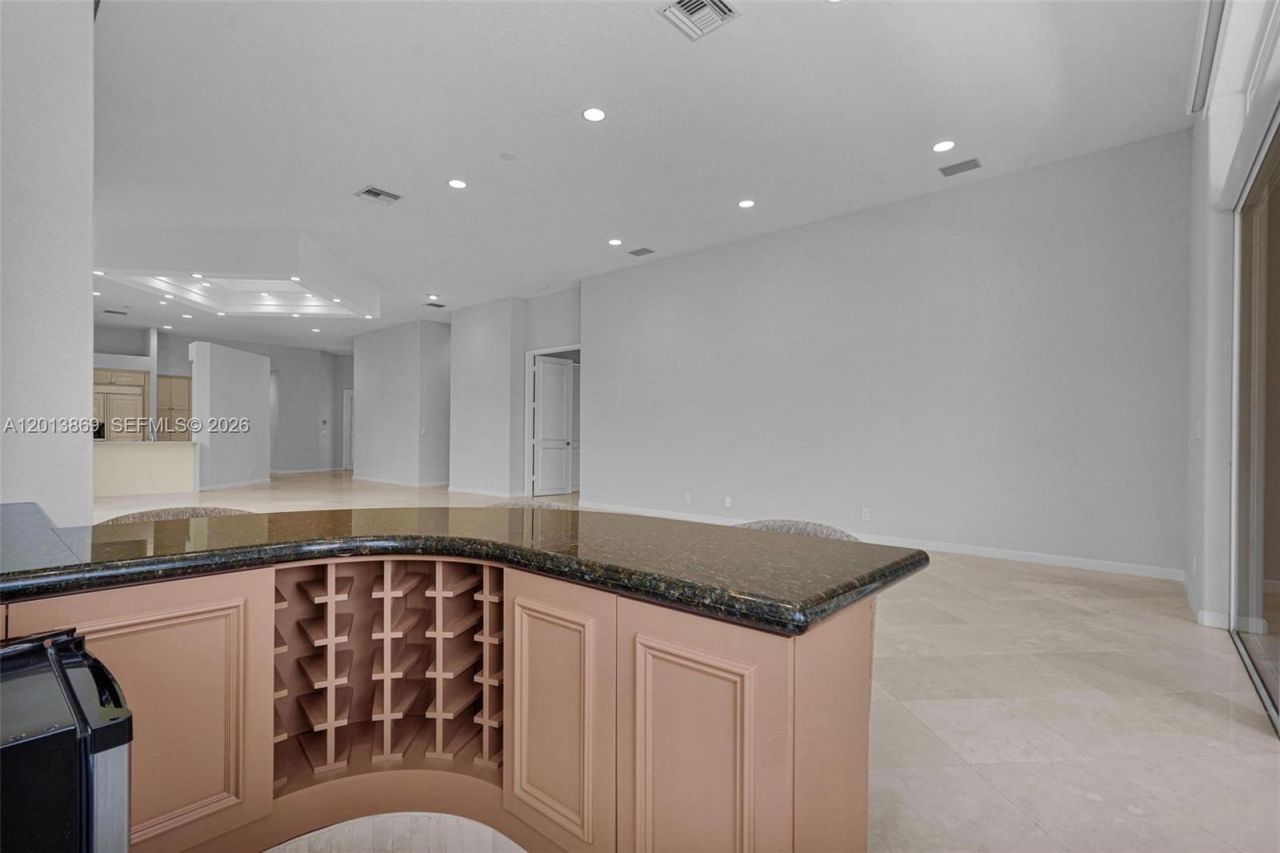 2456 Bay Isle Court, Weston, FL 33327 Photo
