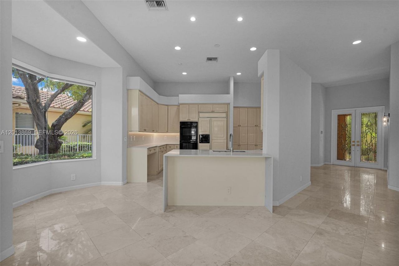 2456 Bay Isle Court, Weston, FL 33327 Photo