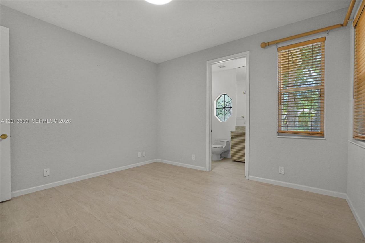 2456 Bay Isle Court, Weston, FL 33327 Photo