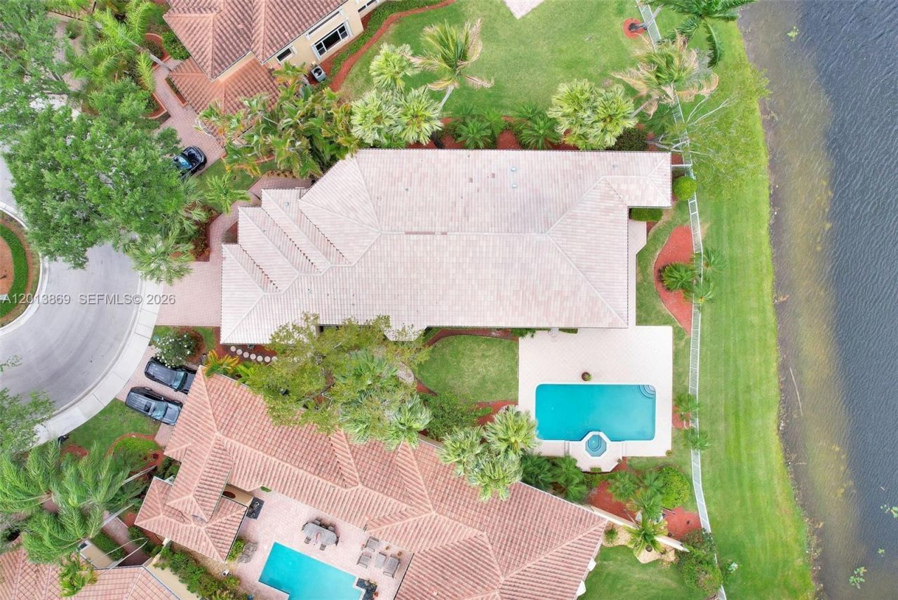 2456 Bay Isle Court, Weston, FL 33327 Photo