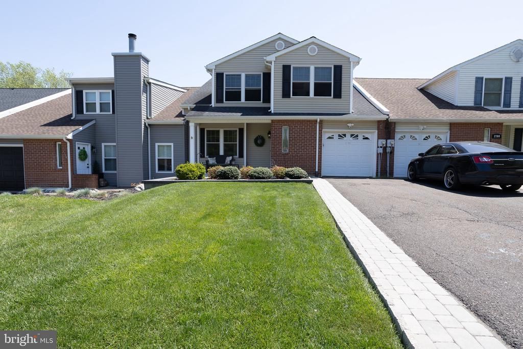 2702 DUDLEY COURT , BENSALEM, PA 19020
