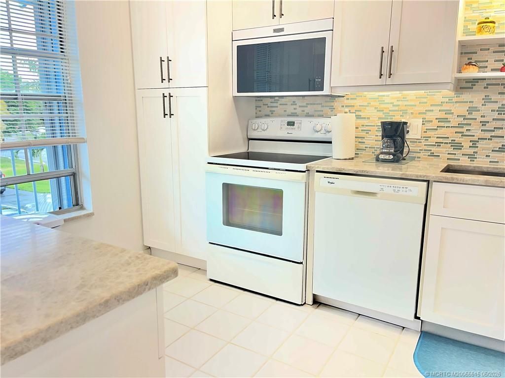 1858 SW Palm City Road, Unit 203, Stuart, FL 34994 Photo