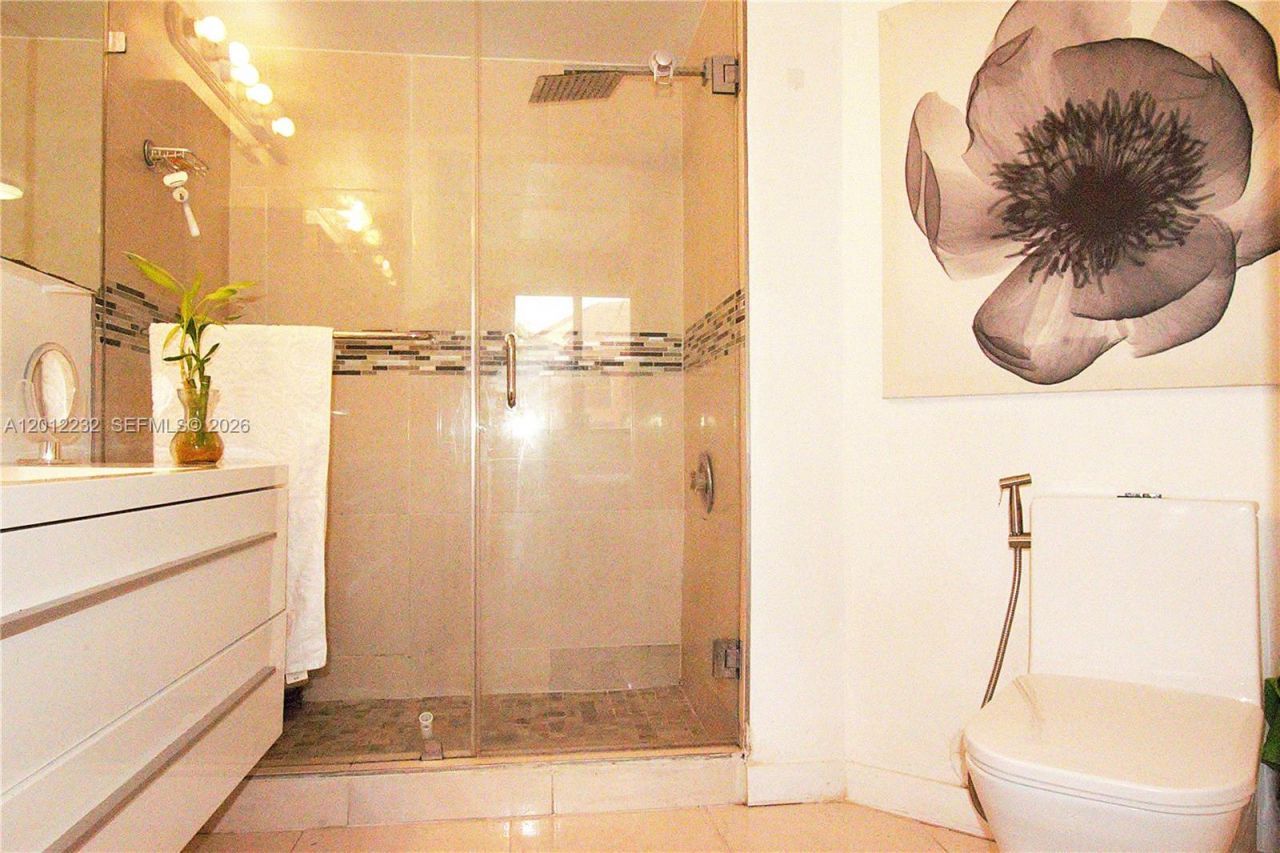 10241 NW 9th St Cir, Unit 112-5, Miami, FL 33172 Photo