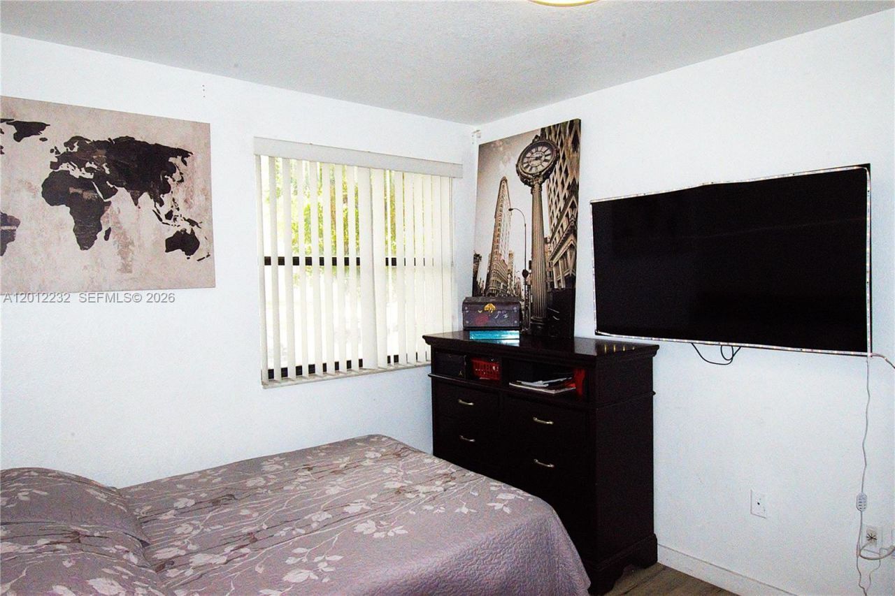 10241 NW 9th St Cir, Unit 112-5, Miami, FL 33172 Photo