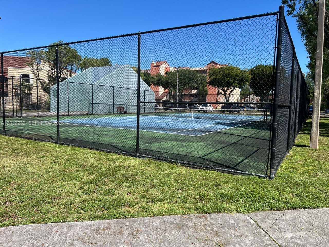 10241 NW 9th St Cir, Unit 112-5, Miami, FL 33172 Photo