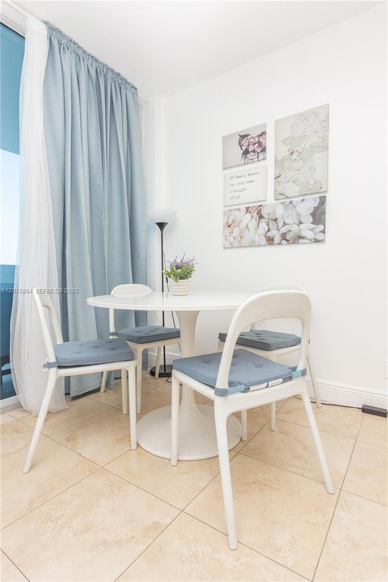 5445 Collins Ave , Unit 627, Miami Beach, FL 33140 Photo