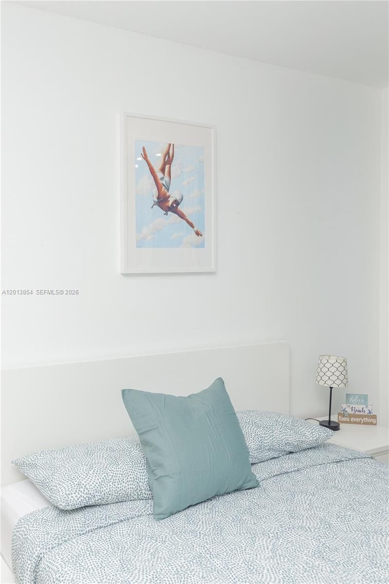 5445 Collins Ave , Unit 627, Miami Beach, FL 33140 Photo
