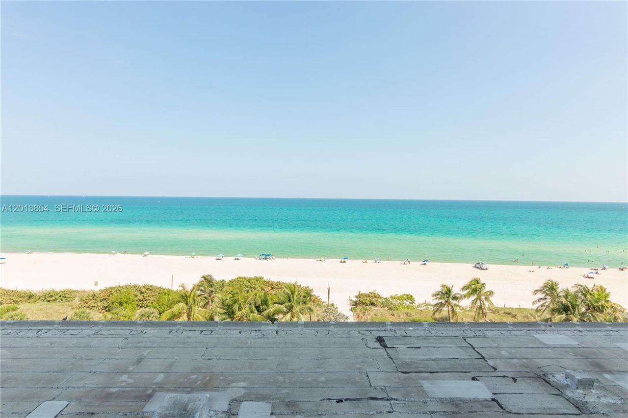 5445 Collins Ave , Unit 627, Miami Beach, FL 33140 Photo