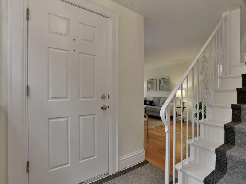 1935 Greenway Avenue S, Columbus, OH 43219 Photo 4