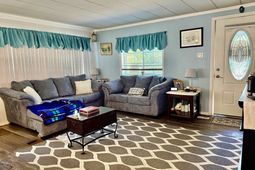 2926 Holly Rd.  photo 4