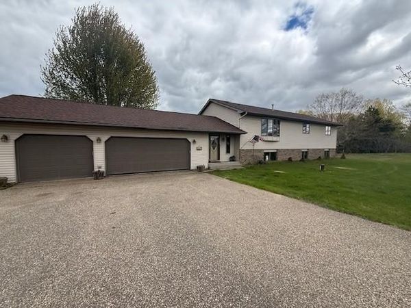 508 Little Orchard Road , Hudson, WI 54016