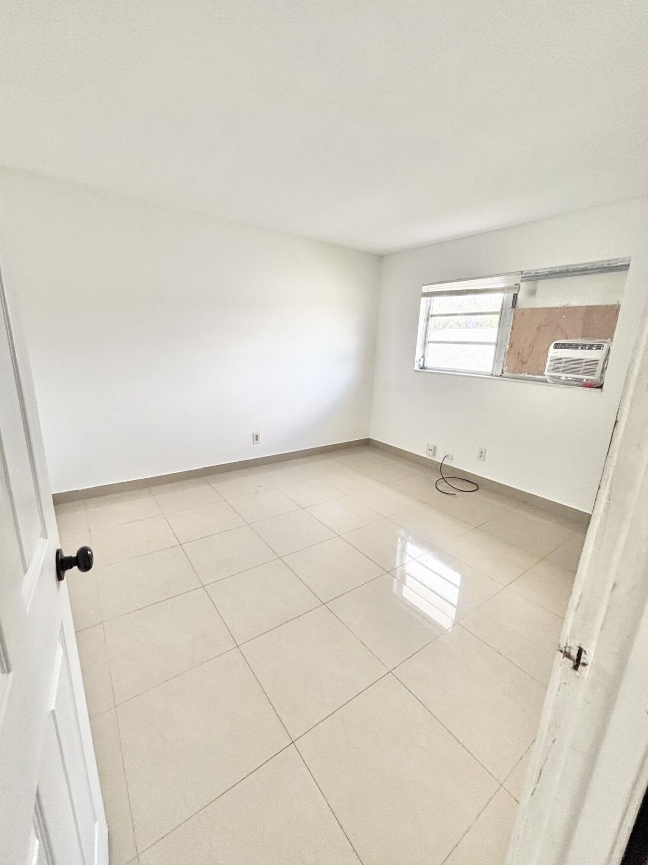 1111 N Federal Highway, Unit 6, Lake Worth Beach, FL 33460 Photo