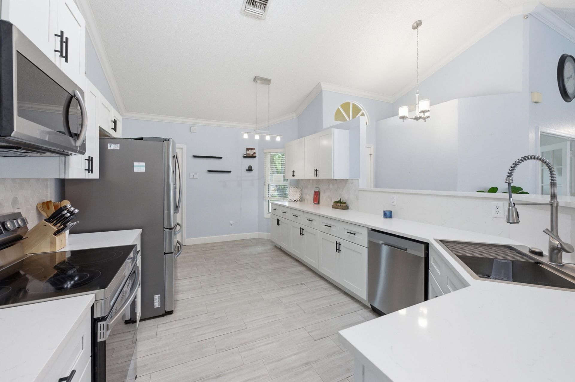 145 Roycourt Circle, Royal Palm Beach, FL 33411 Photo