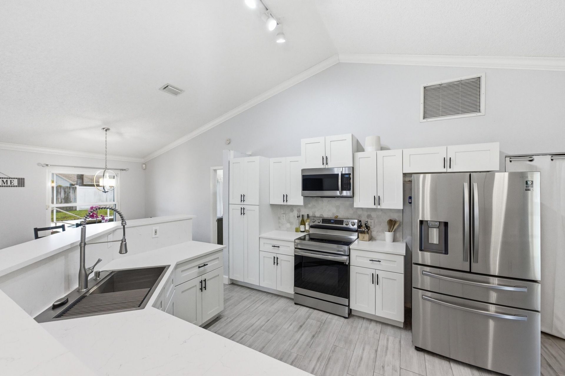 145 Roycourt Circle, Royal Palm Beach, FL 33411 Photo