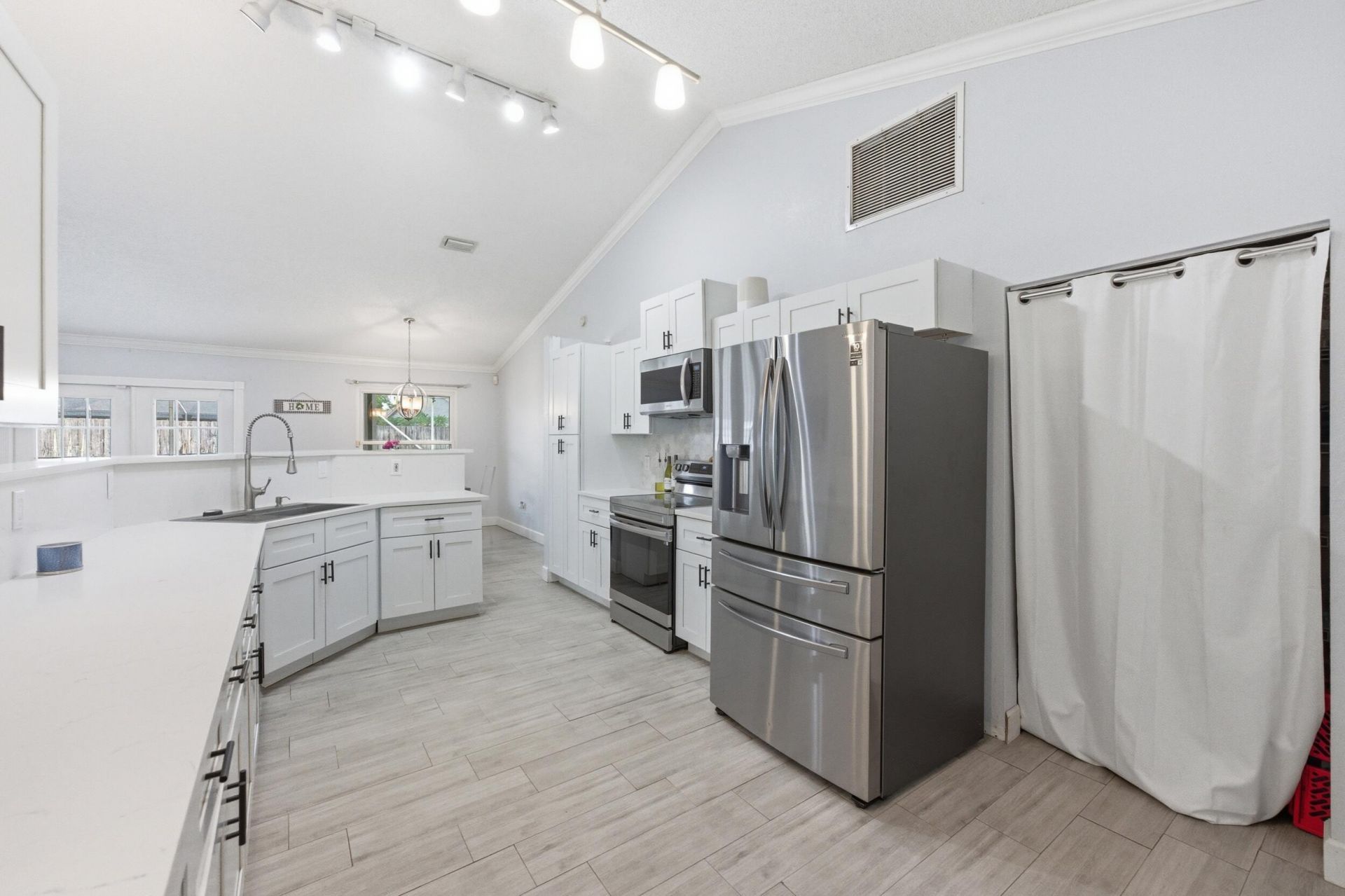 145 Roycourt Circle, Royal Palm Beach, FL 33411 Photo