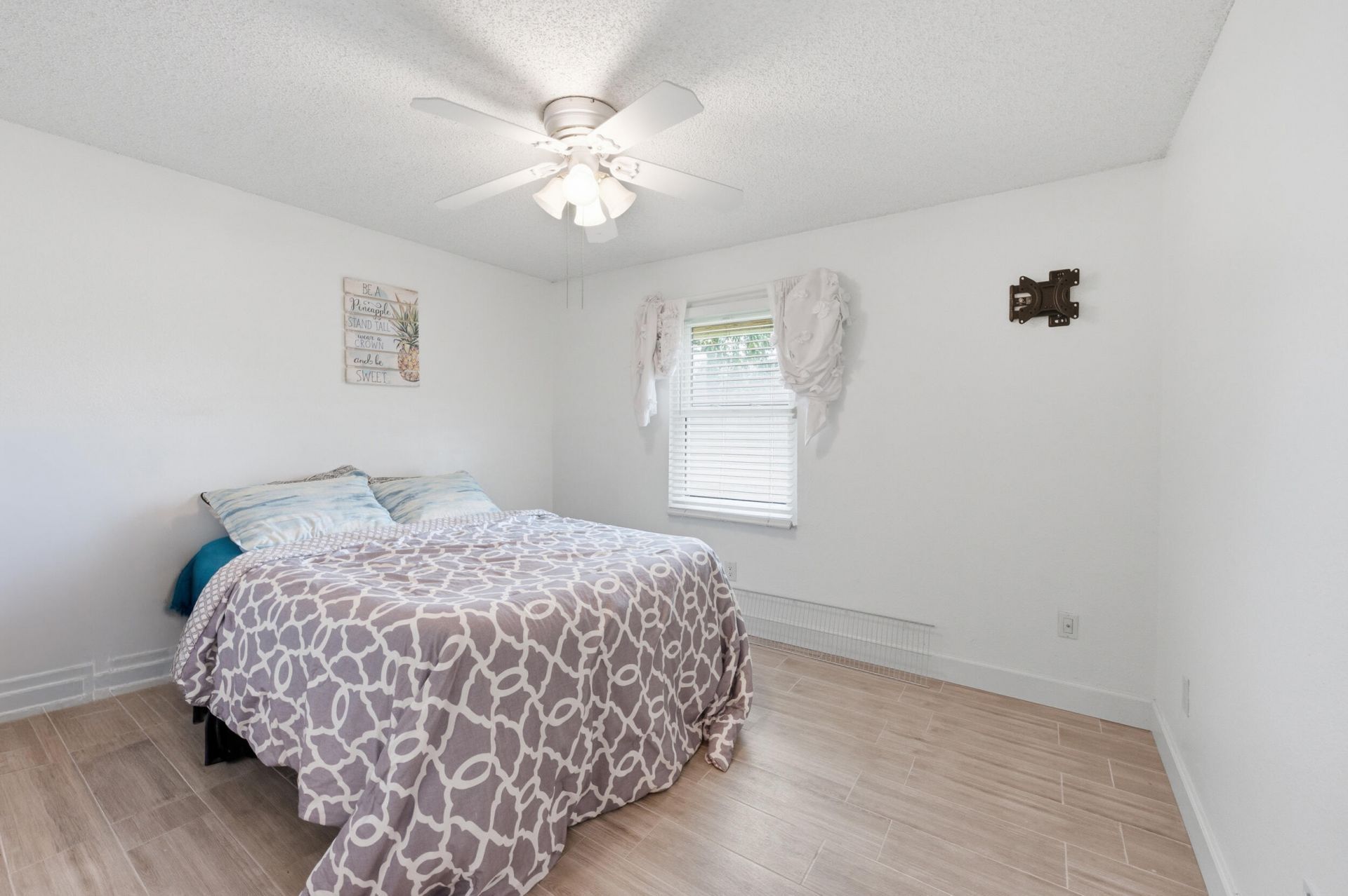 145 Roycourt Circle, Royal Palm Beach, FL 33411 Photo