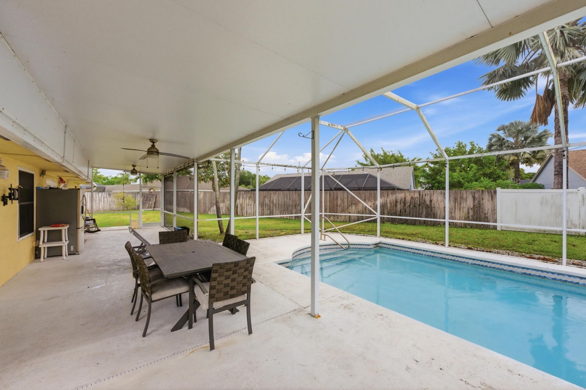 145 Roycourt Circle, Royal Palm Beach, FL 33411 Photo