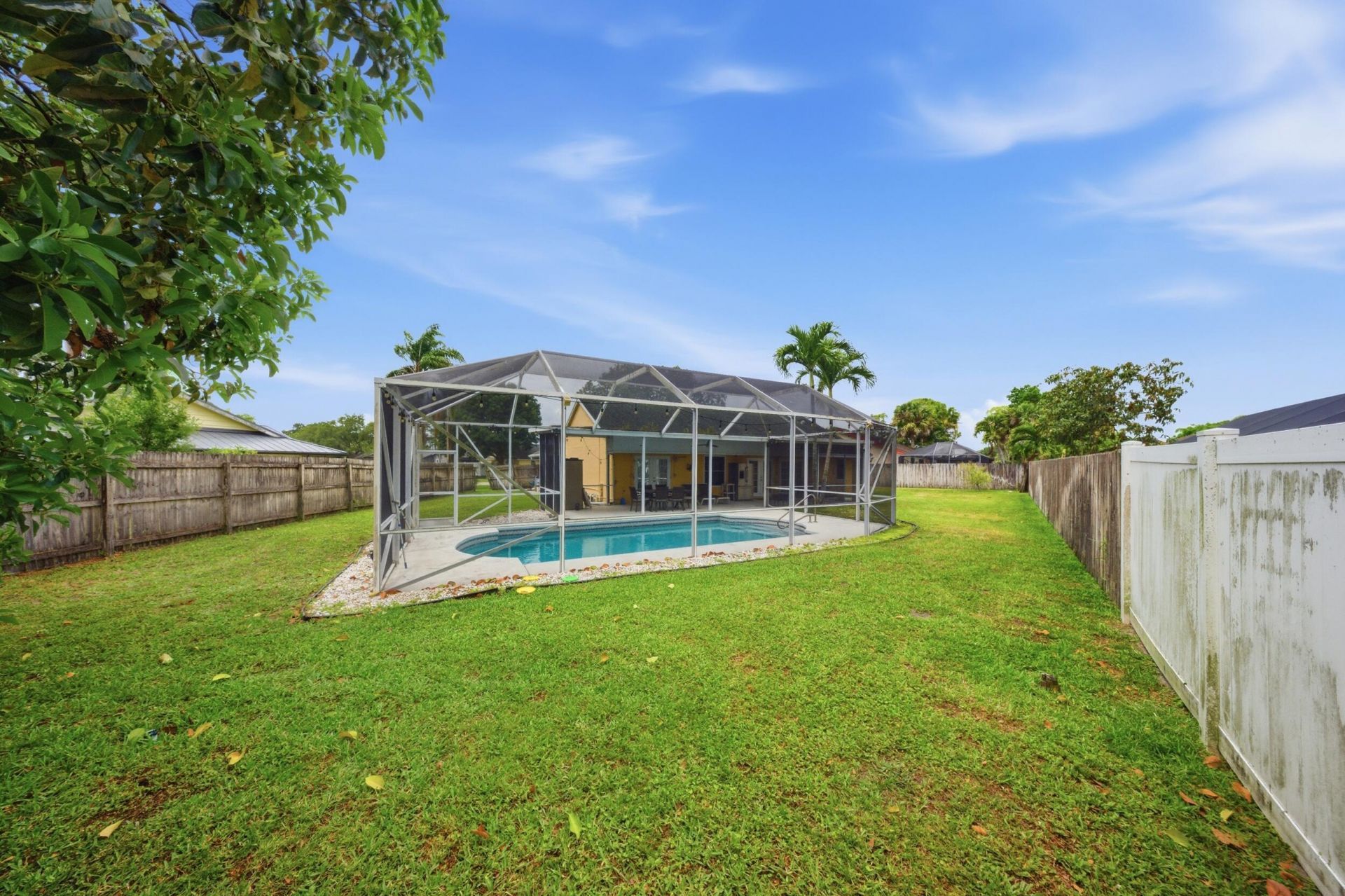 145 Roycourt Circle, Royal Palm Beach, FL 33411 Photo