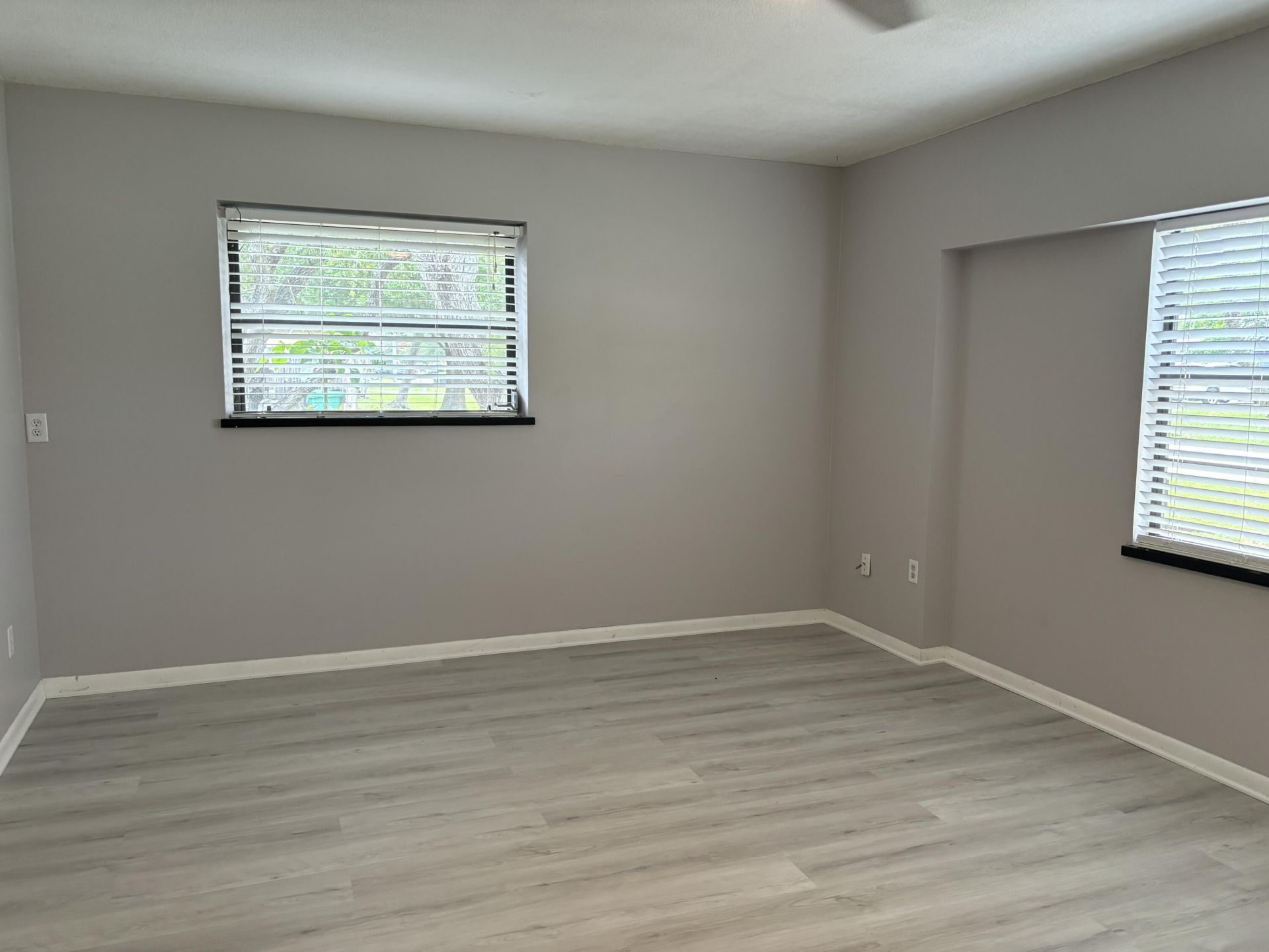 202 SW Crescent Avenue, Port Saint Lucie, FL 34984 Photo