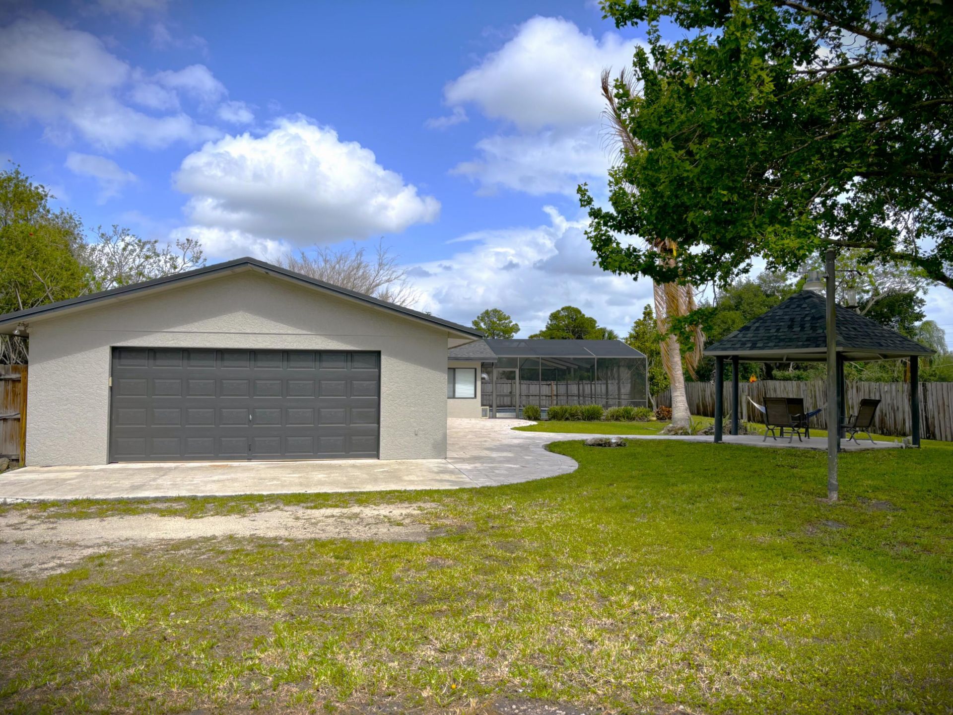 202 SW Crescent Avenue, Port Saint Lucie, FL 34984 Photo