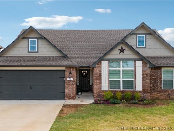 1403 E New Orleans Place, Broken Arrow, OK 74011
