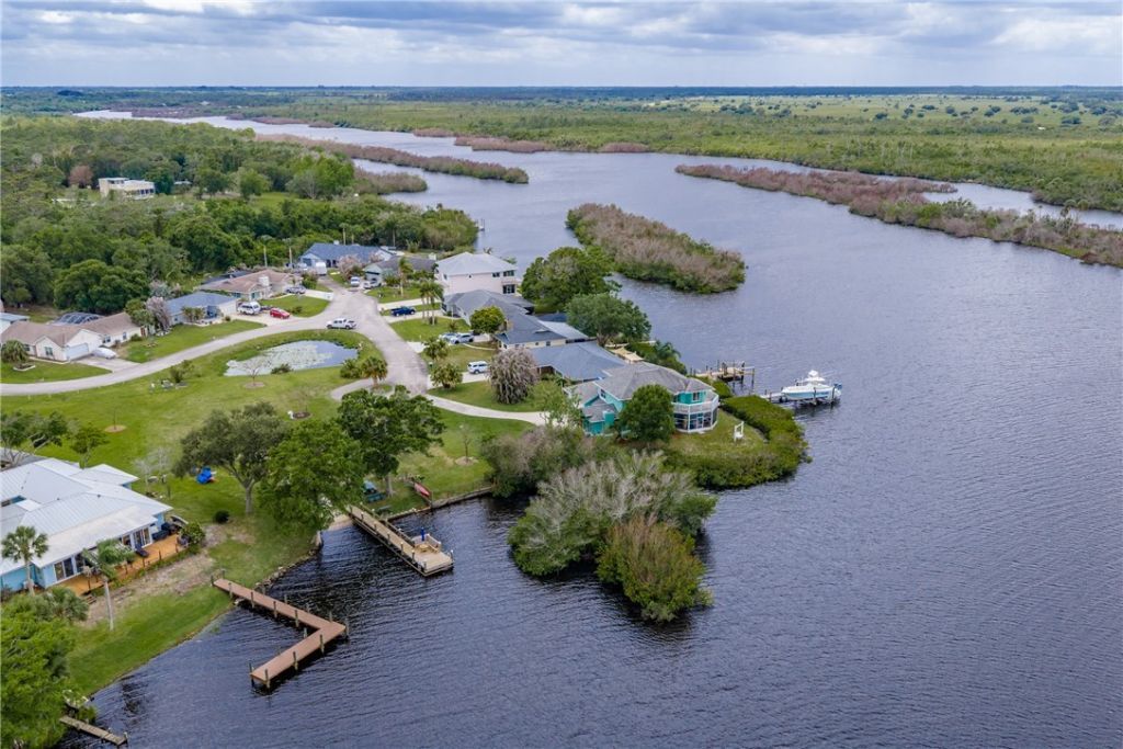 27 Sunset Drive, Sebastian, FL 32958 Photo