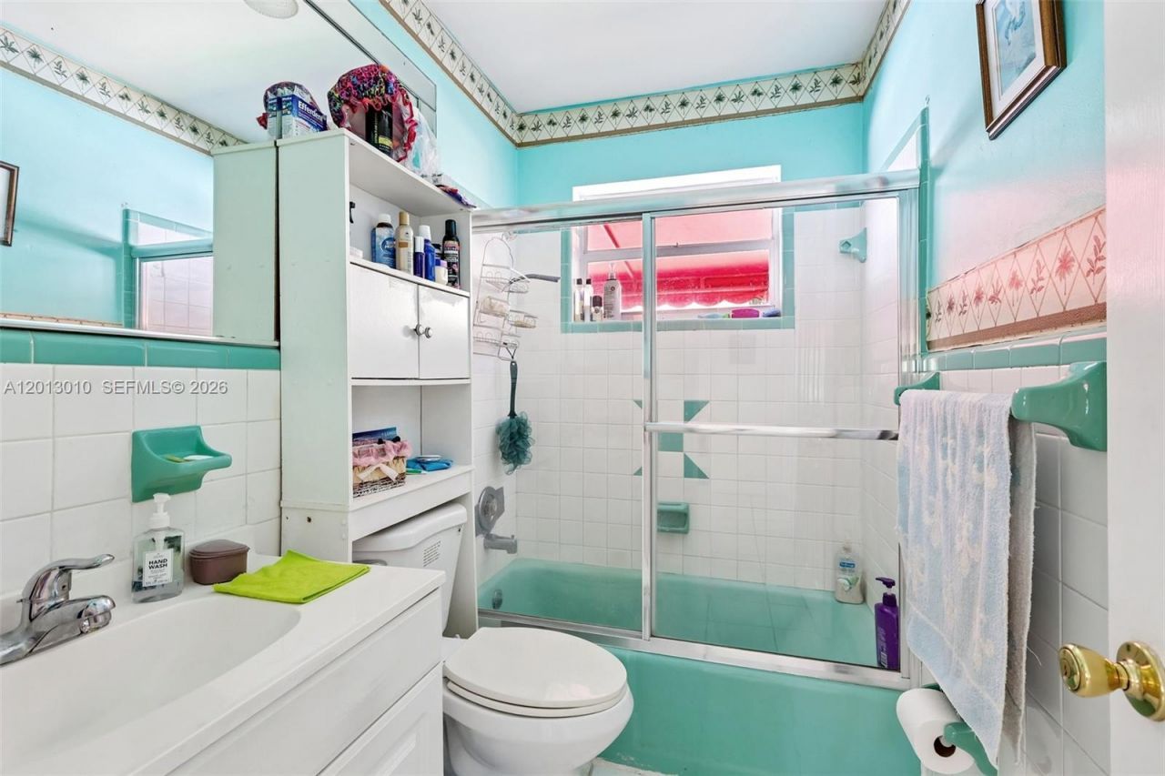 1215 S 24th Ave, Hollywood, FL 33020 Photo