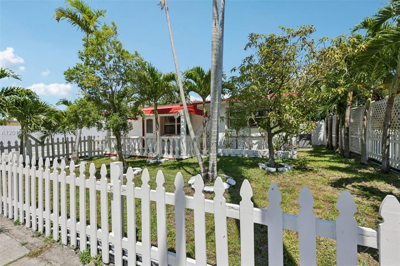 1215 S 24th Ave, Hollywood, FL 33020 Photo