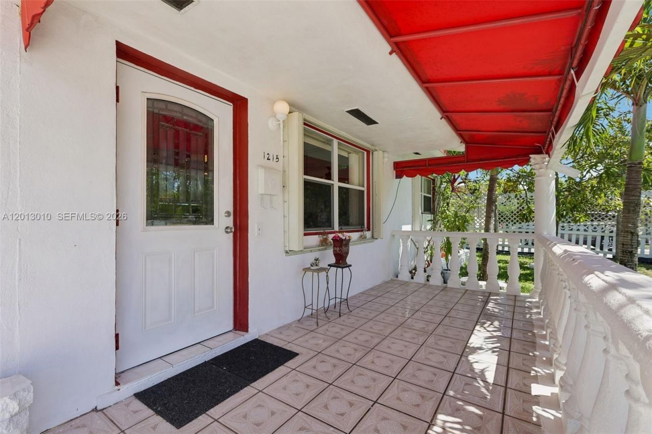 1215 S 24th Ave, Hollywood, FL 33020 Photo