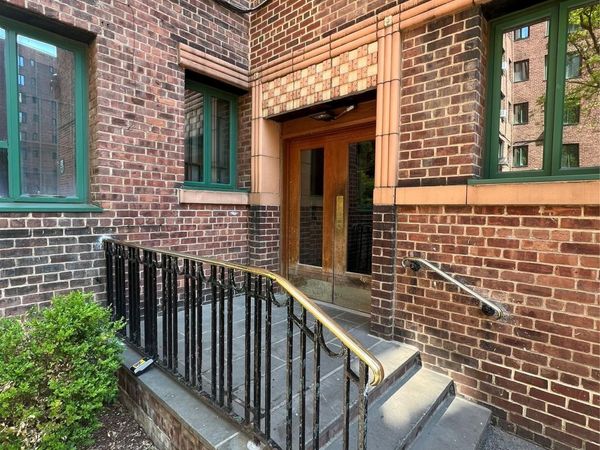 1503 Metropolitan, Unit 4F, Bronx, NY 10462