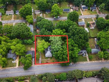 790 COLONIAL RD, Memphis, TN 38117