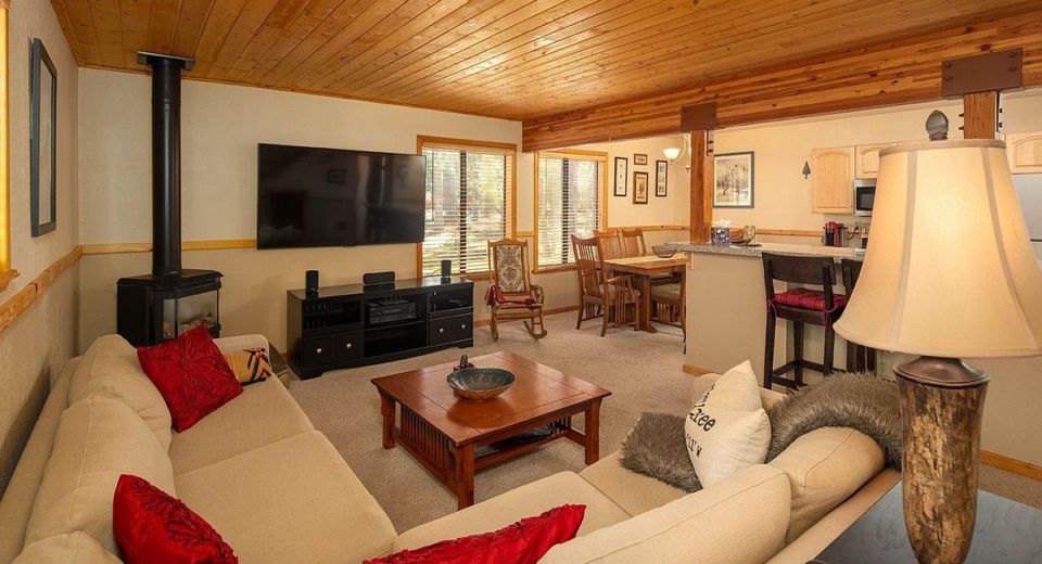 13075 Northwoods Boulevard, Truckee, CA 96161 Photo