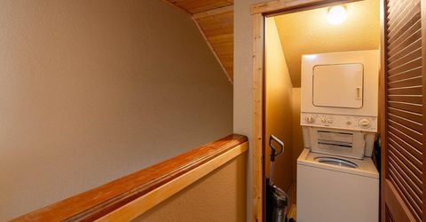 13075 Northwoods Boulevard, Truckee, CA 96161 Photo