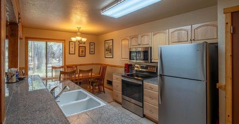 13075 Northwoods Boulevard, Truckee, CA 96161 Photo