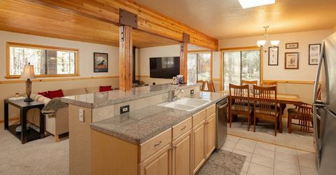13075 Northwoods Boulevard, Truckee, CA 96161 Photo