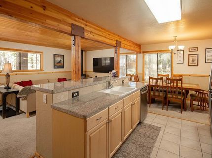 13075 Northwoods Boulevard, Truckee, CA 96161 Photo