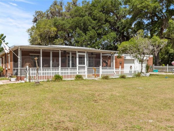 155 RODDY ROAD , PALATKA, FL 32177