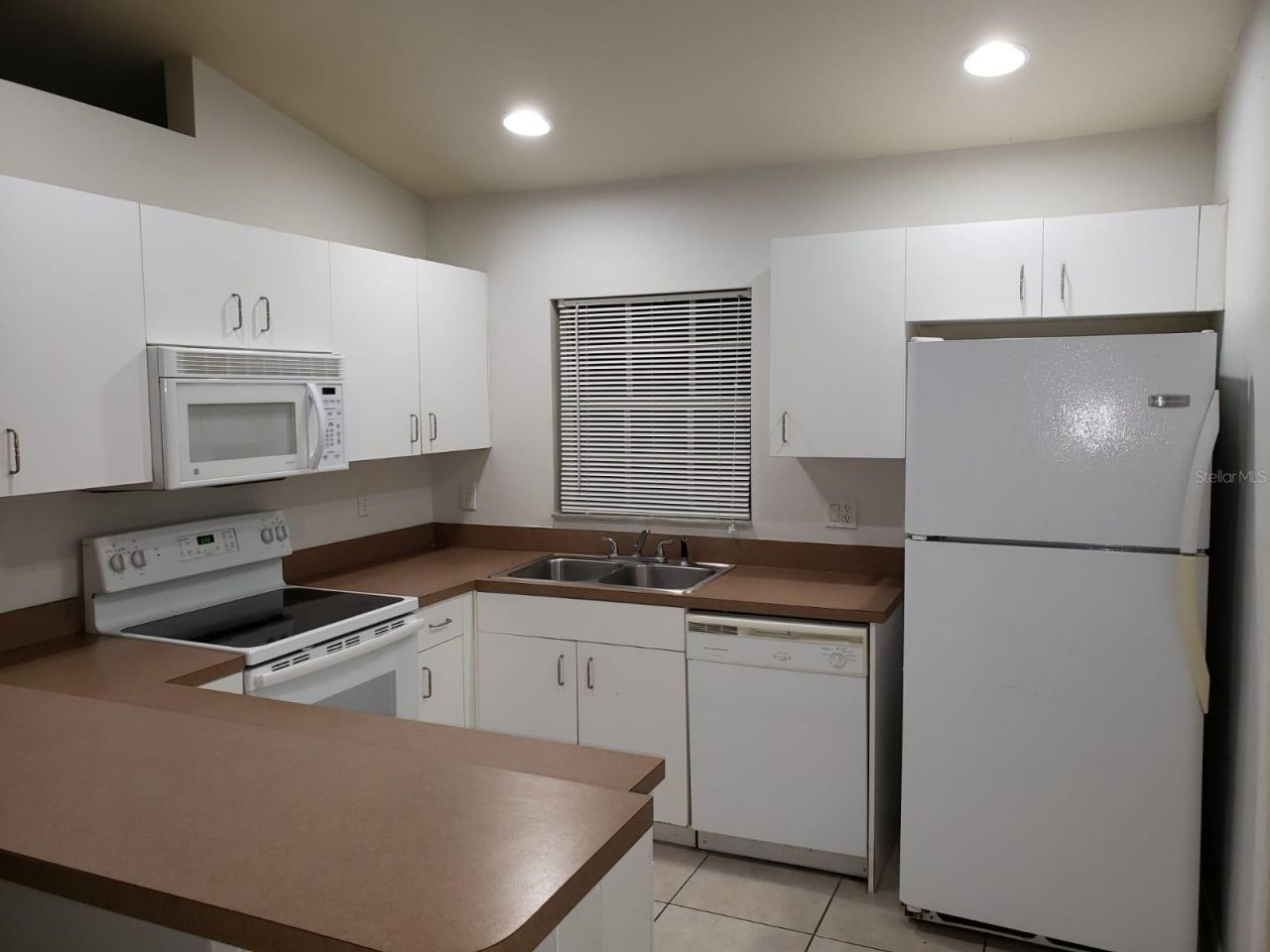 2209/2211 Daniel Avenue N, Lehigh Acres, FL 33971 Photo
