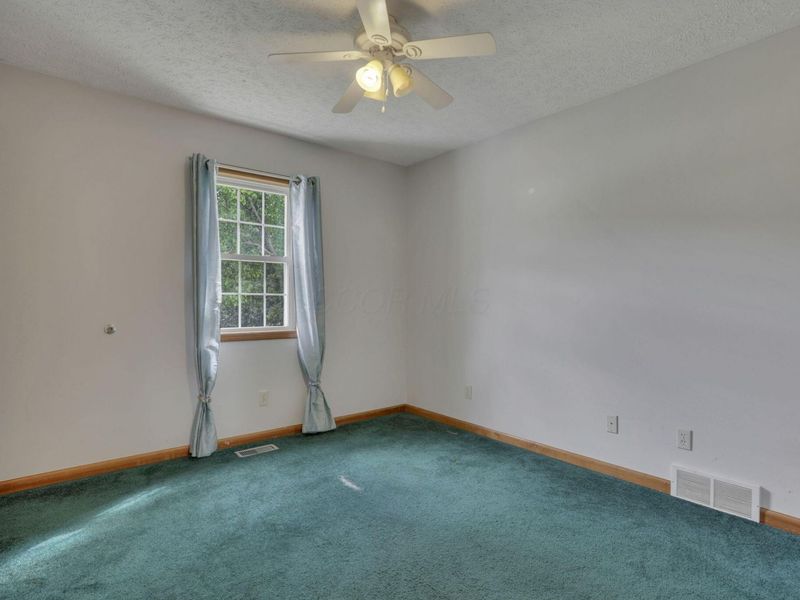 29654 Cherrycrest Drive, Logan, OH 43138 Photo 6