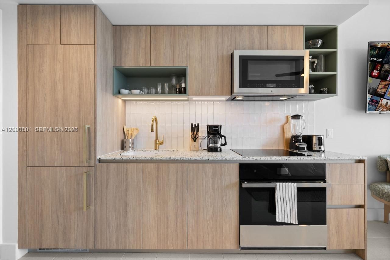 159 NE 6 St St , Unit 3206, Miami, FL 33132 Photo
