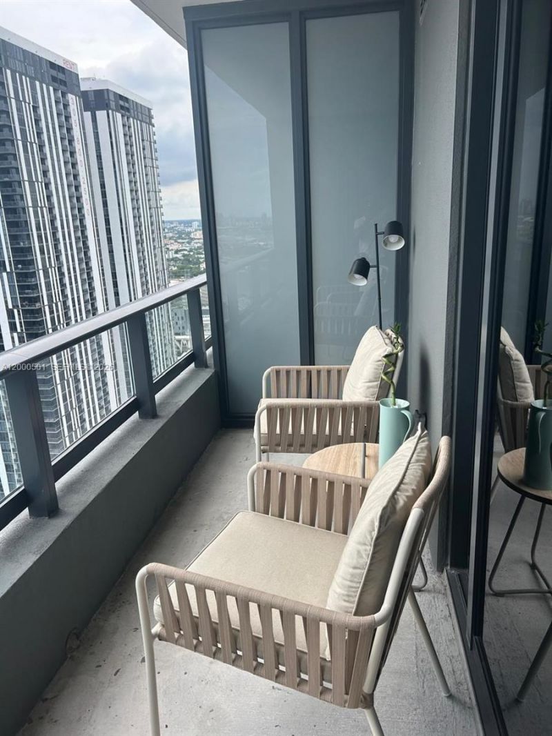 159 NE 6 St St , Unit 3206, Miami, FL 33132 Photo