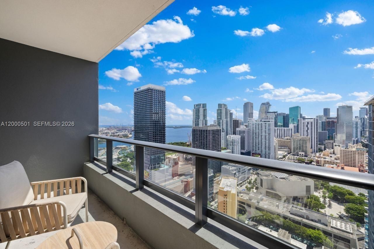 159 NE 6 St St , Unit 3206, Miami, FL 33132 Photo