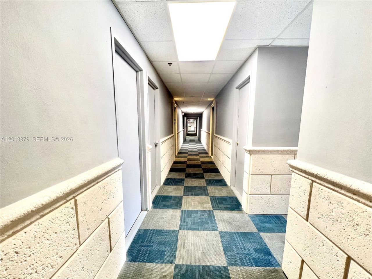 7545 E Treasure Dr, Unit 8I, North Bay Village, FL 33141 Photo