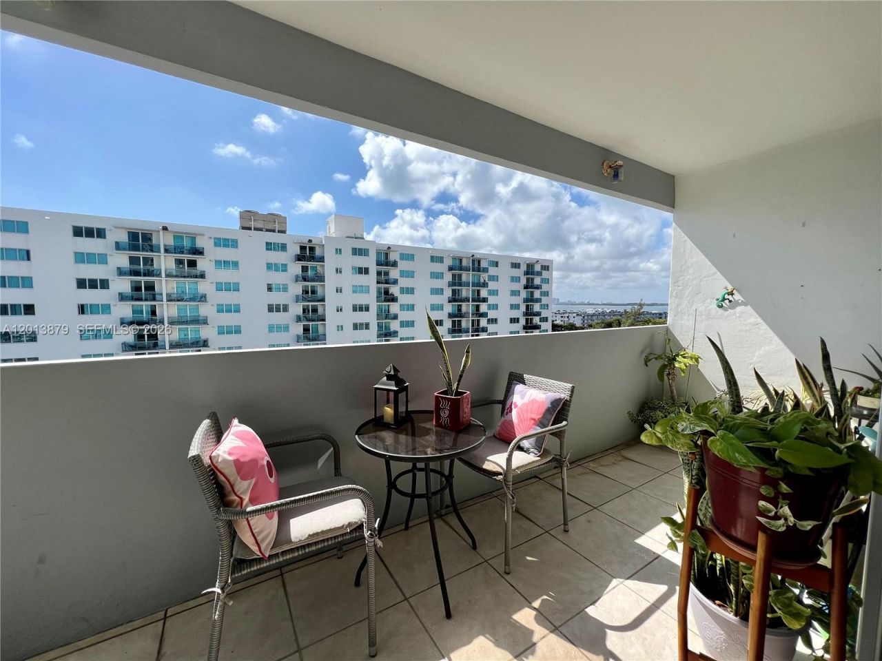 7545 E Treasure Dr, Unit 8I, North Bay Village, FL 33141 Photo